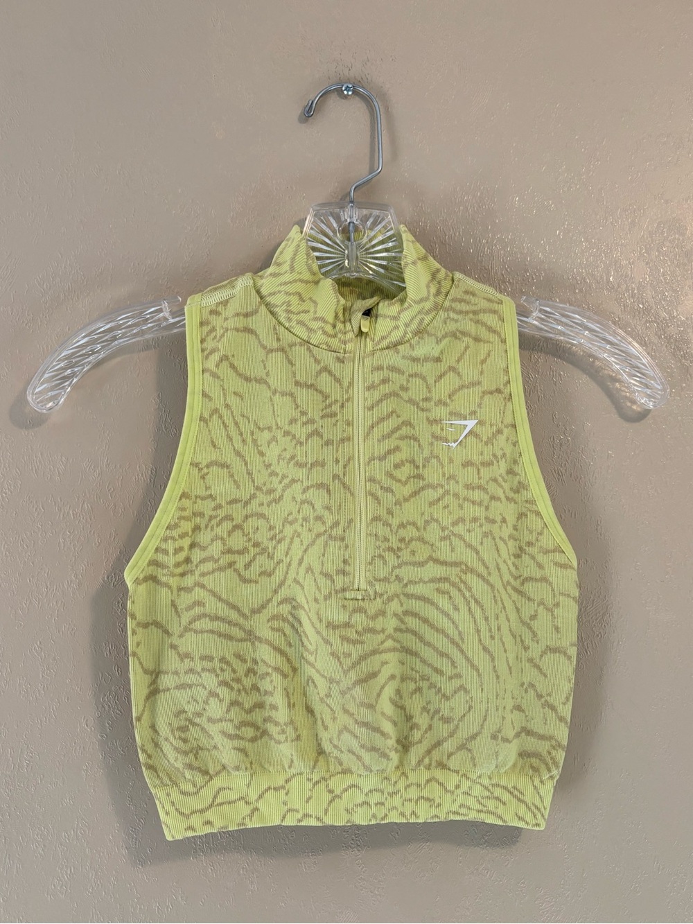 Gymshark Adapt Animal Seamless Crop 1/2 Zip top sz XS